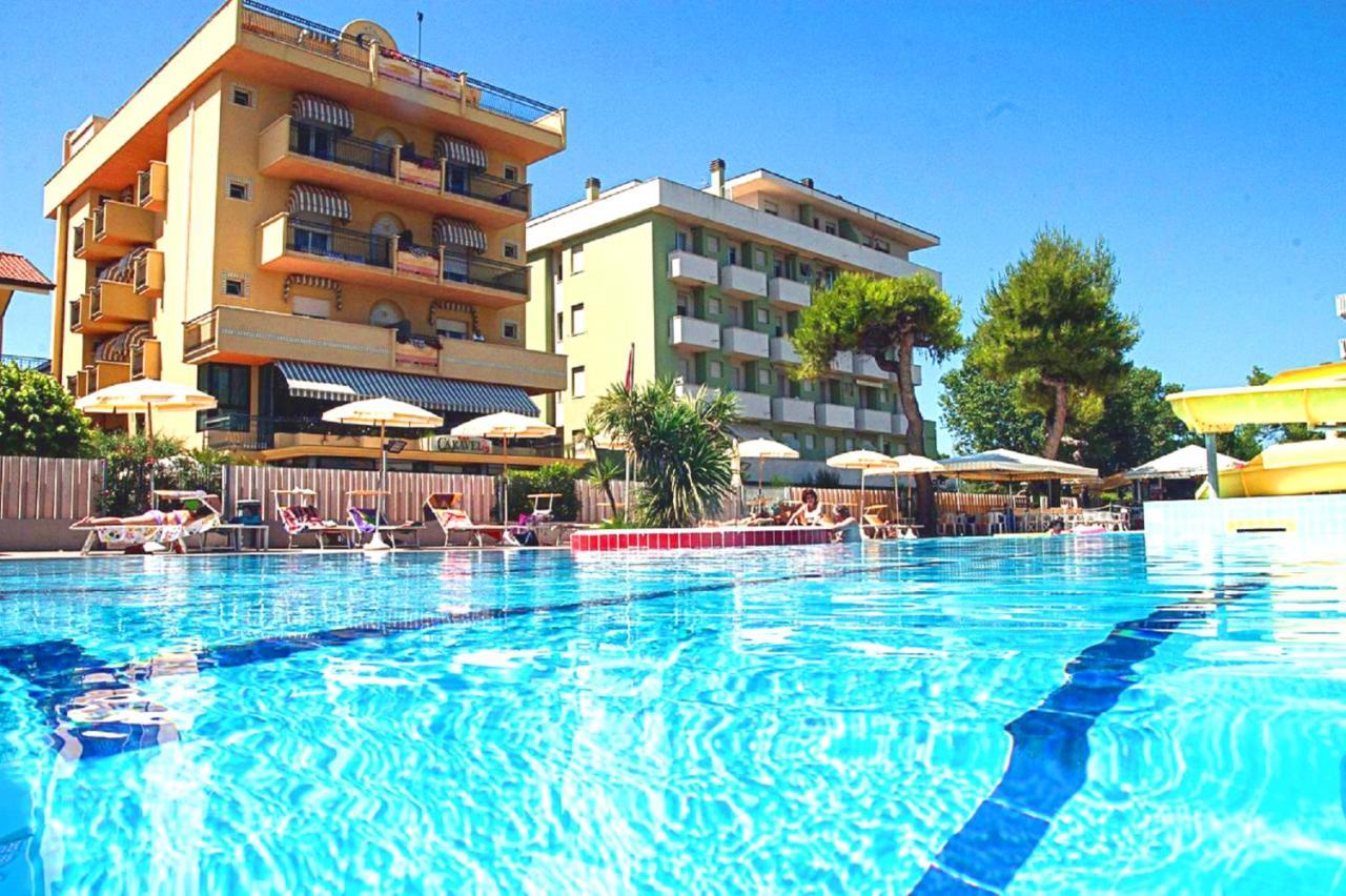 Hotel Caravel B&B Misano Adriatico Eksteriør bilde